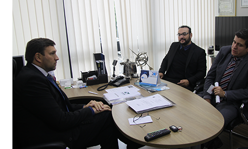 Pauliki pede informação sobre orçamento  para o combate às drogas no PR